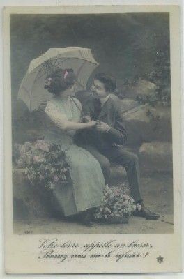 POSTAL DE PAREJA. VOTRE LEVRE APPELLE UN BAISER