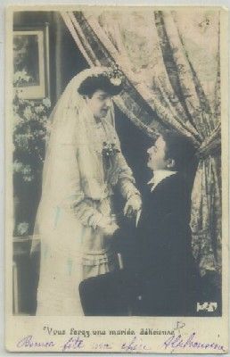 POSTAL DE PAREJA. VOUS FEREZ UNE MARIÉE DEHCIEUSE
