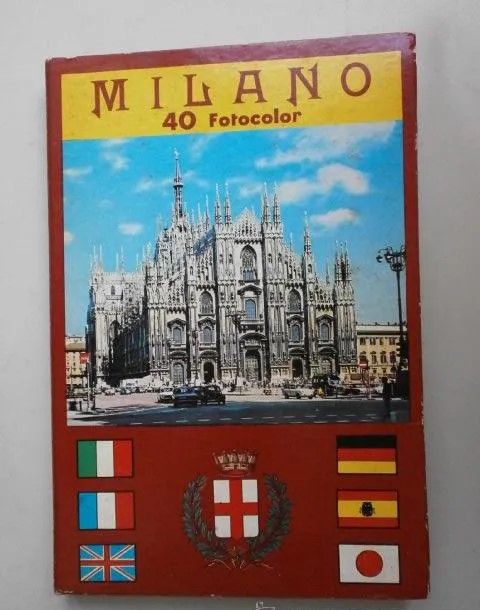 PORTFOLIO FOTOGRAFICO DESPLEGABLE DE MILANO. 40 POSTALES A COLOR