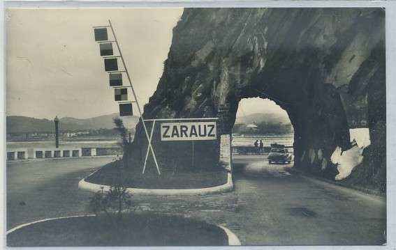 POSTAL DE GUIPUZCOA. ZARAUZ. ENTRADA POR LA COSTA.