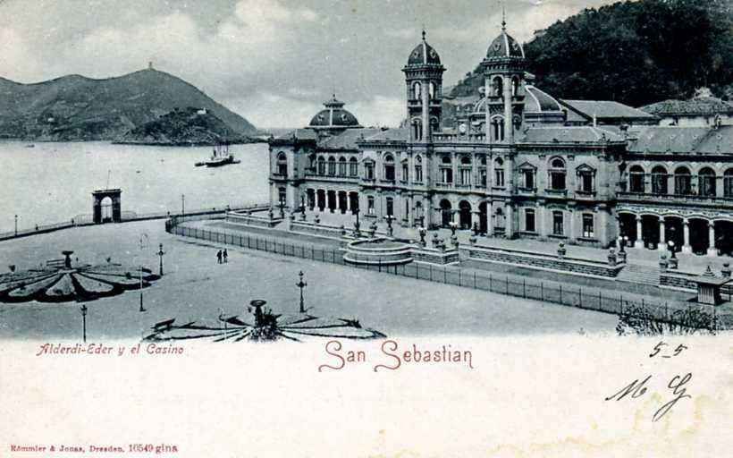 POSTAL DE SAN SEBASTIAN. ALDERDI-EDER Y EL CASINO