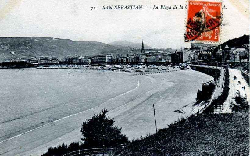 POSTAL DE SAN SEBASTIAN. LA PLAYA DE LA CONCHA