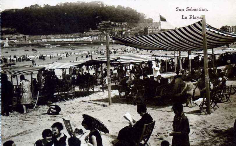 POSTAL DE SAN SEBASTIAN. LA PLAYA