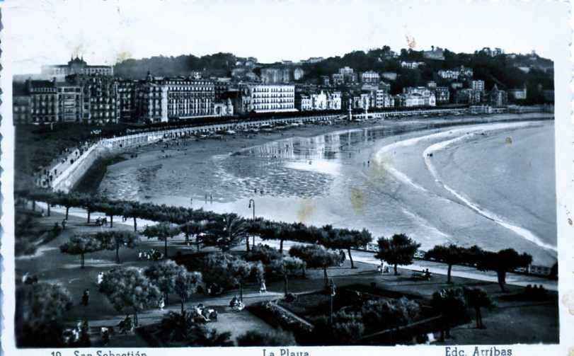 POSTAL DE SAN SEBASTIAN. Nº19 LA PLAYA