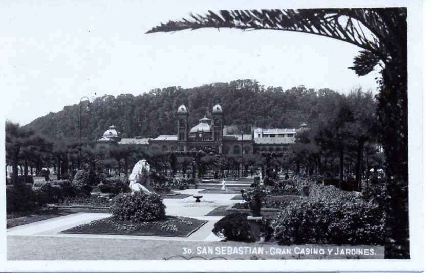 POSTAL DE SAN SEBASTIAN. GRAN CASINO Y JARDINES Nº30