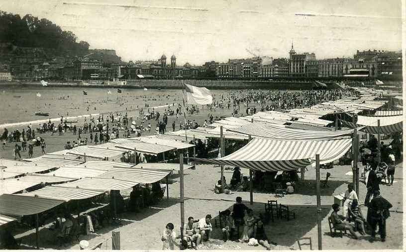 POSTAL DE SAN SEBASTIAN Nº211 UN DETALLE DE LA PLAYA