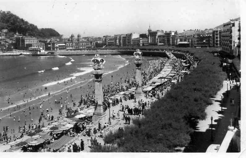 POSTAL DE SAN SEBASTIAN Nº42 PASEO Y PLAYA DE LA CONCHA