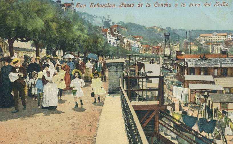 POSTAL DE SAN SEBASTIAN. PASEO DE LA CONCHA A LA HORA DEL BAÑO.