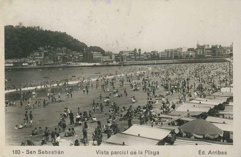 POSTAL DE SAN SEBASTIAN. Nº 180. VISTA PARCIAL DE LA PLAYA..