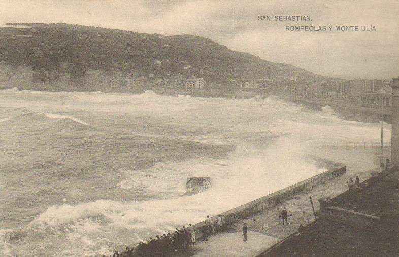 POSTAL ANTIGUA DE SAN SEBASTIAN (PAIS VASCO). ROMPEOLAS Y MONTE ULIA.