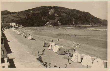 POSTAL DE ZARAUZ. LA PLAYA.