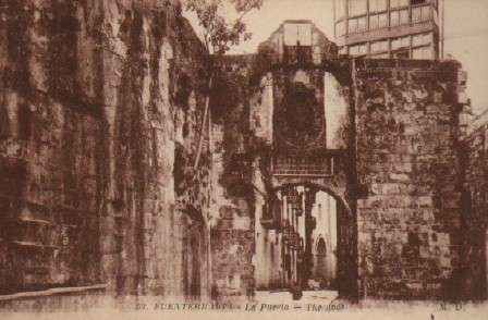 POSTAL ANTIGUA DEL PAIS VASCO. FUENTERRABIA LA PUERTA Nº 52