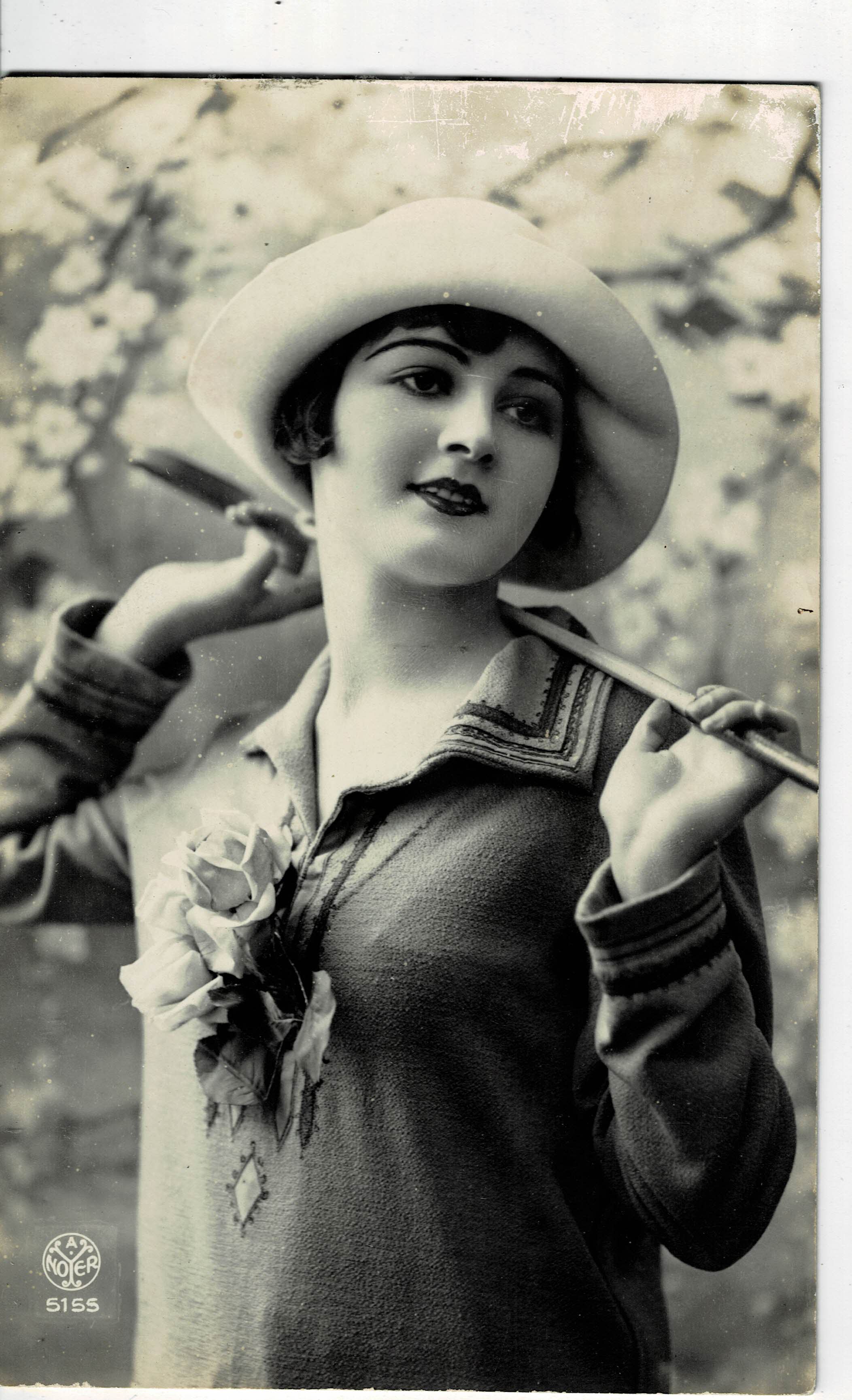 POSTAL ROMANTICA MUJER.