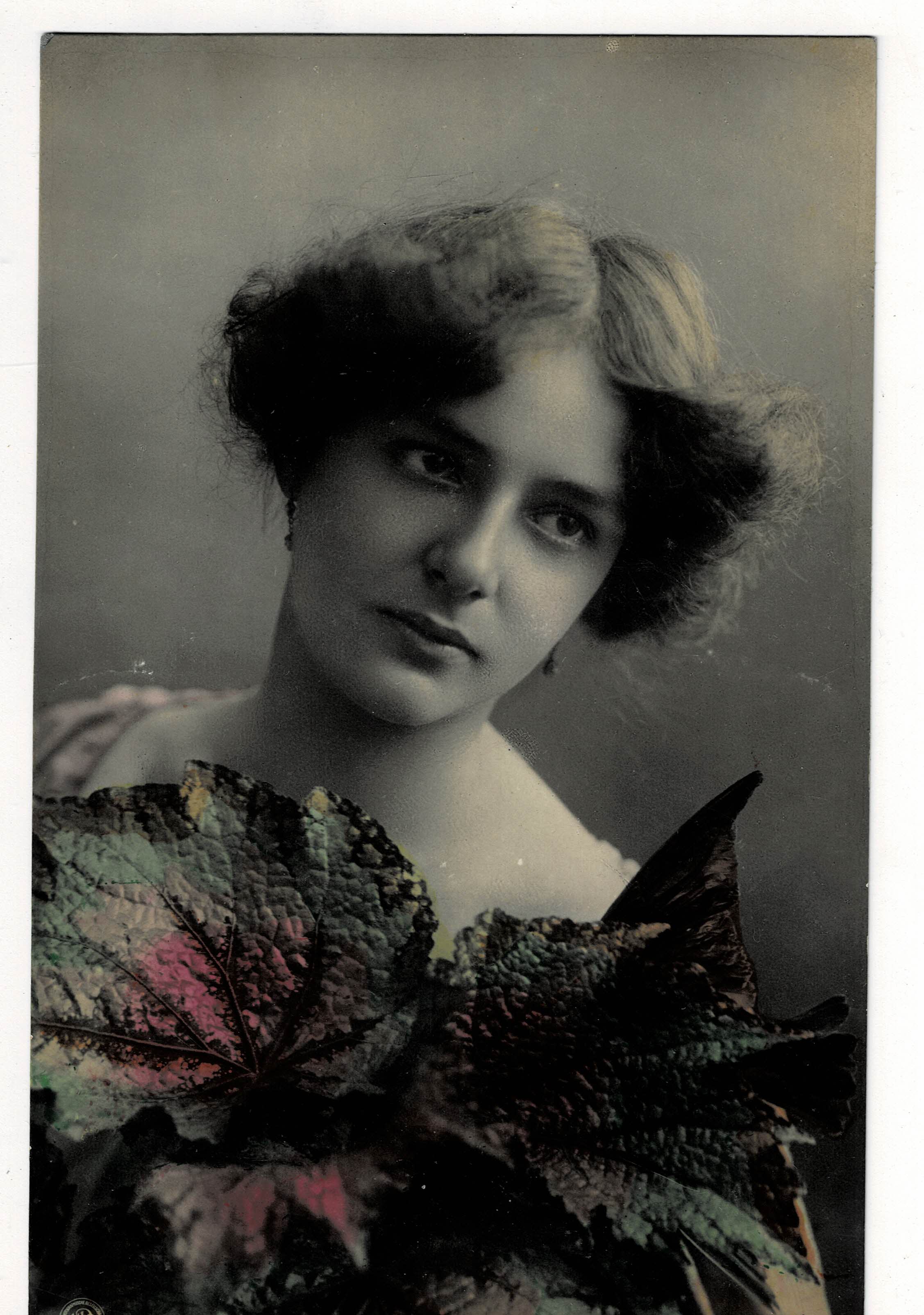 POSTAL ROMANTICA MUJER.