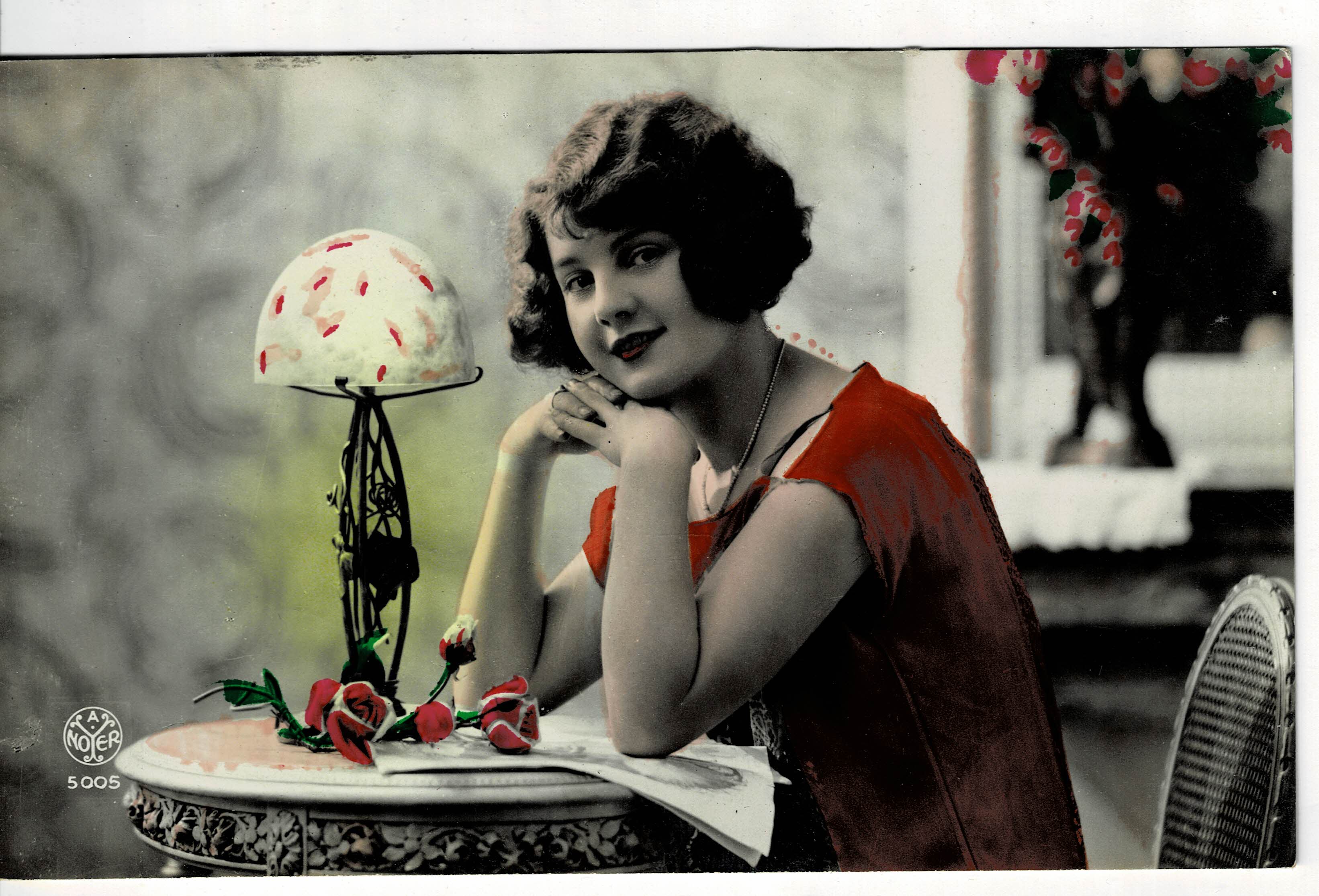 POSTAL ROMANTICA MUJER.