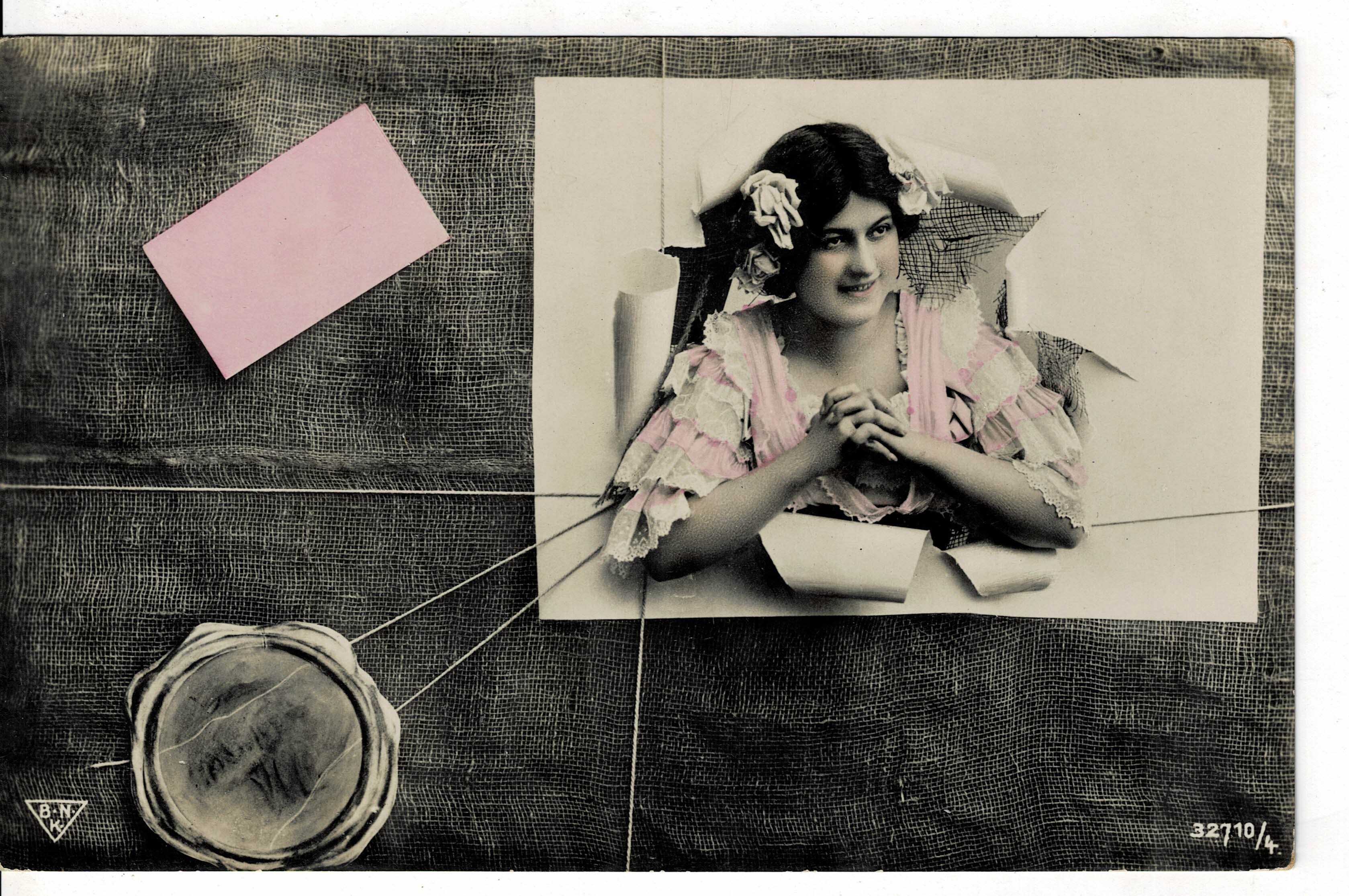 POSTAL ROMANTICA MUJER.