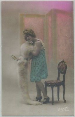 POSTAL ROMANTICA. SEÑORITA