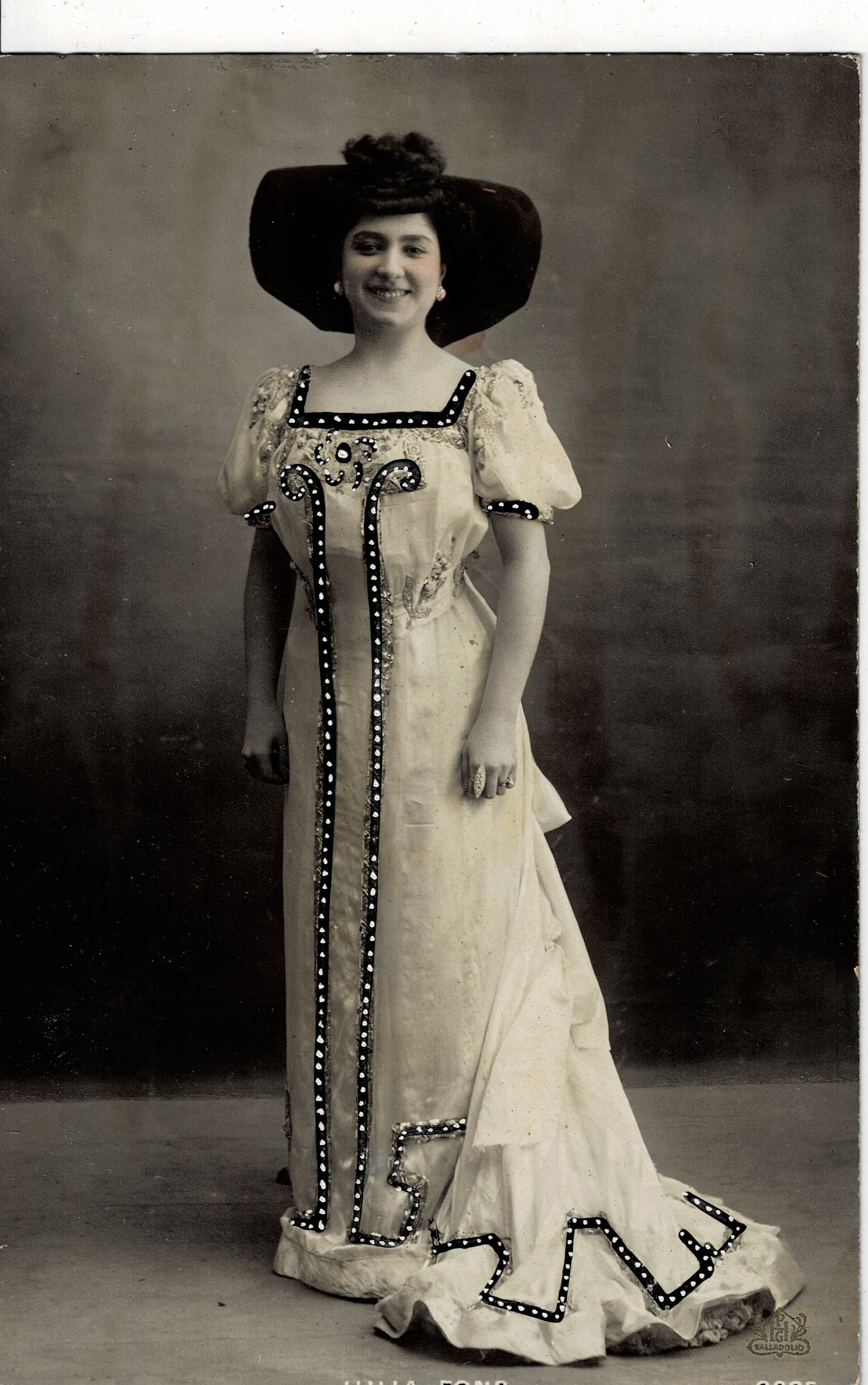 POSTAL ROMANTICA JULIA FONS.