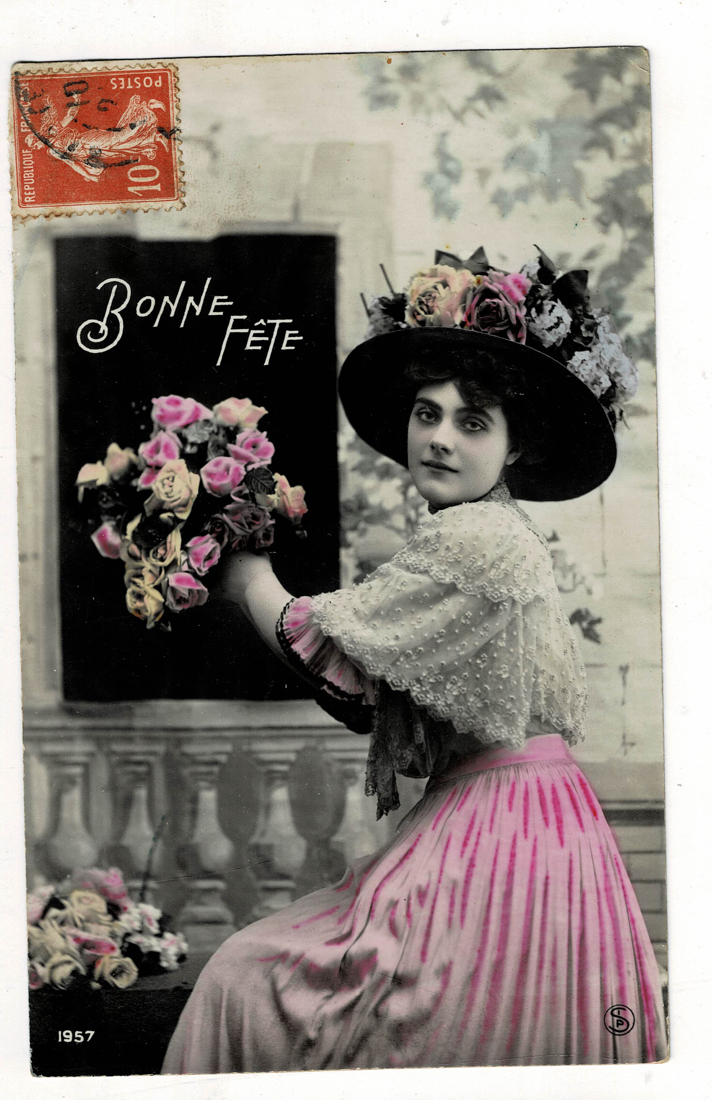 POSTAL ROMANTICA MUJER BONNE FETE.