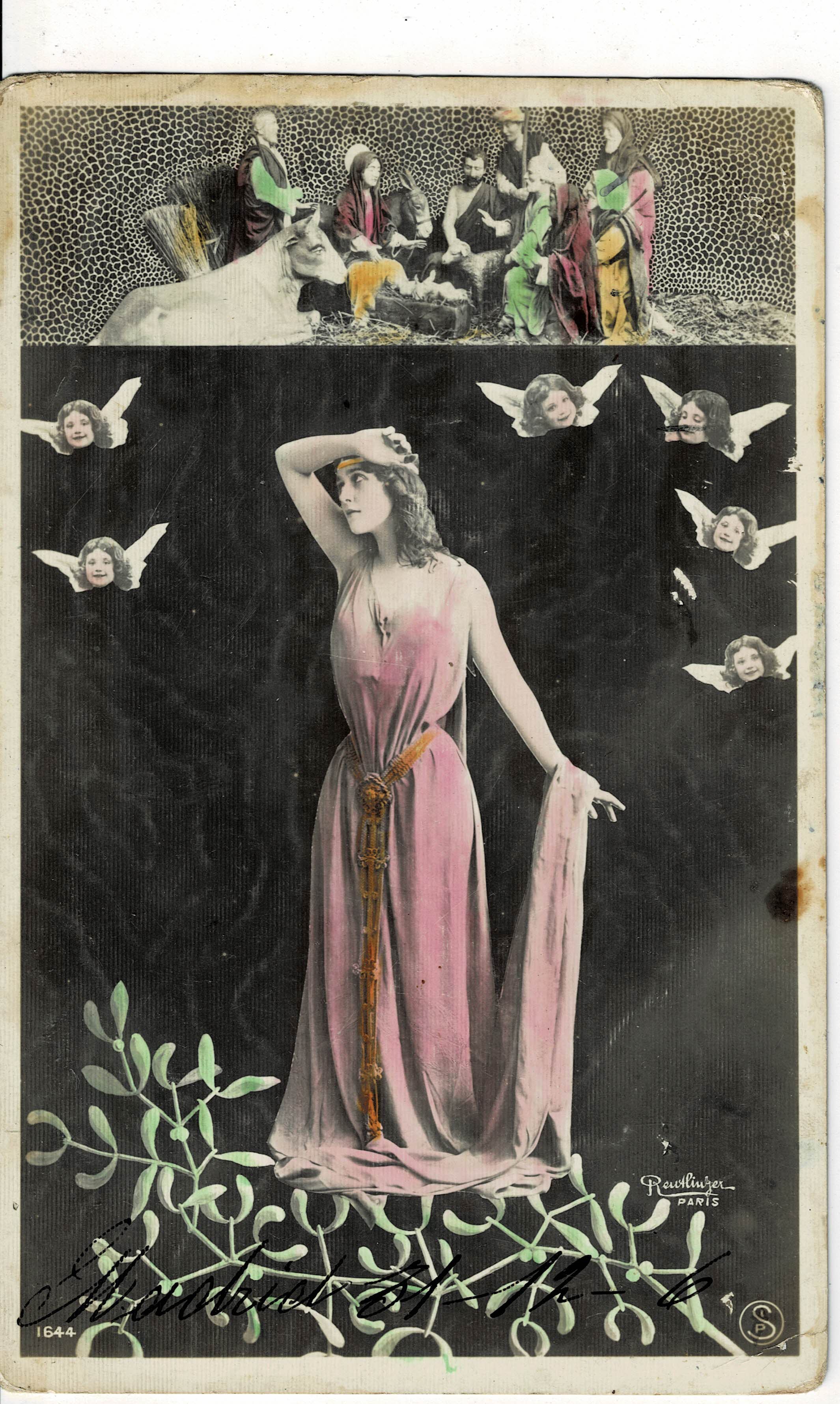 POSTAL ROMANTICA MUJER CON BELEN.