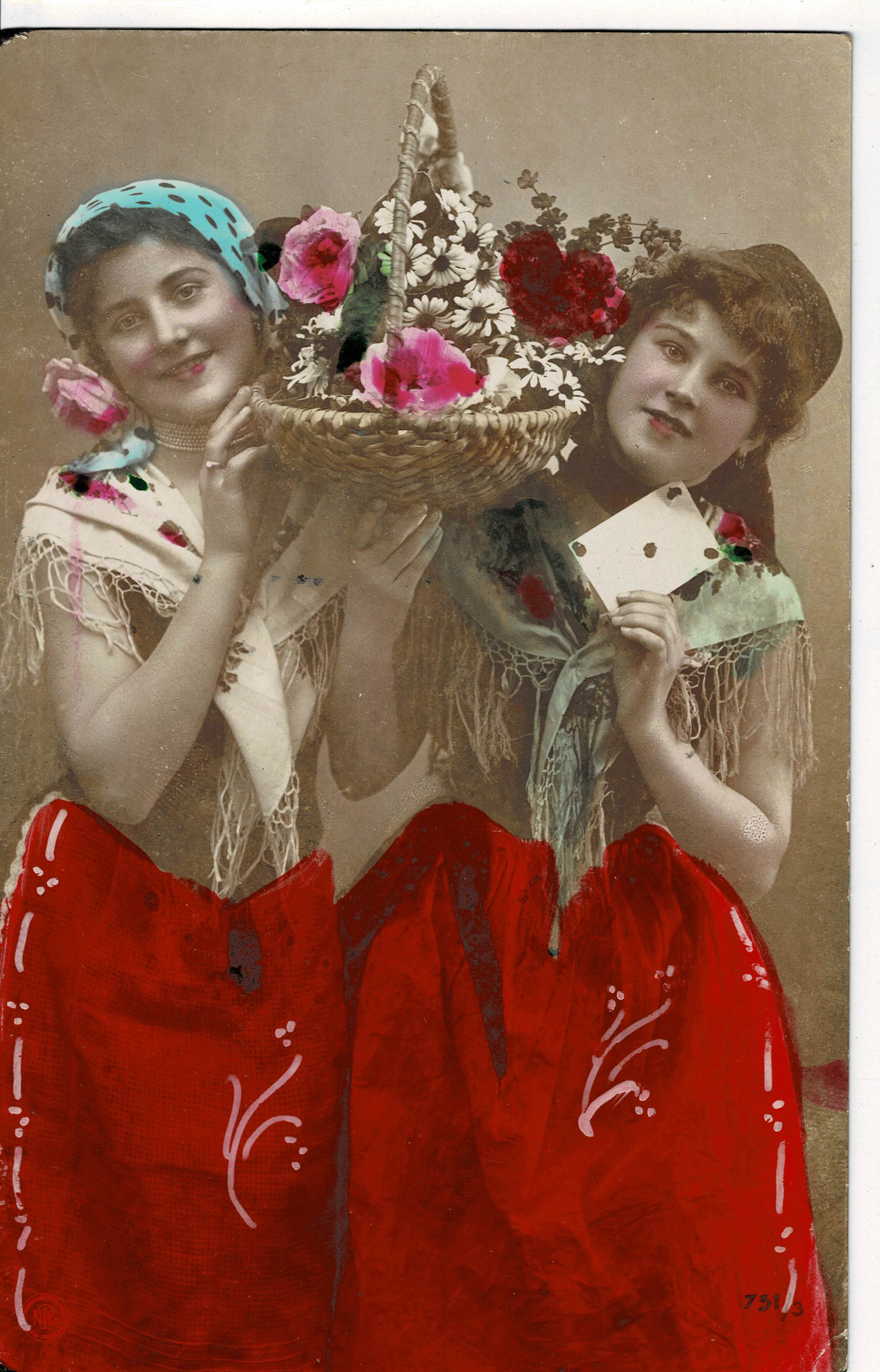 POSTAL ROMANTICA MUJERES CON FLORES.