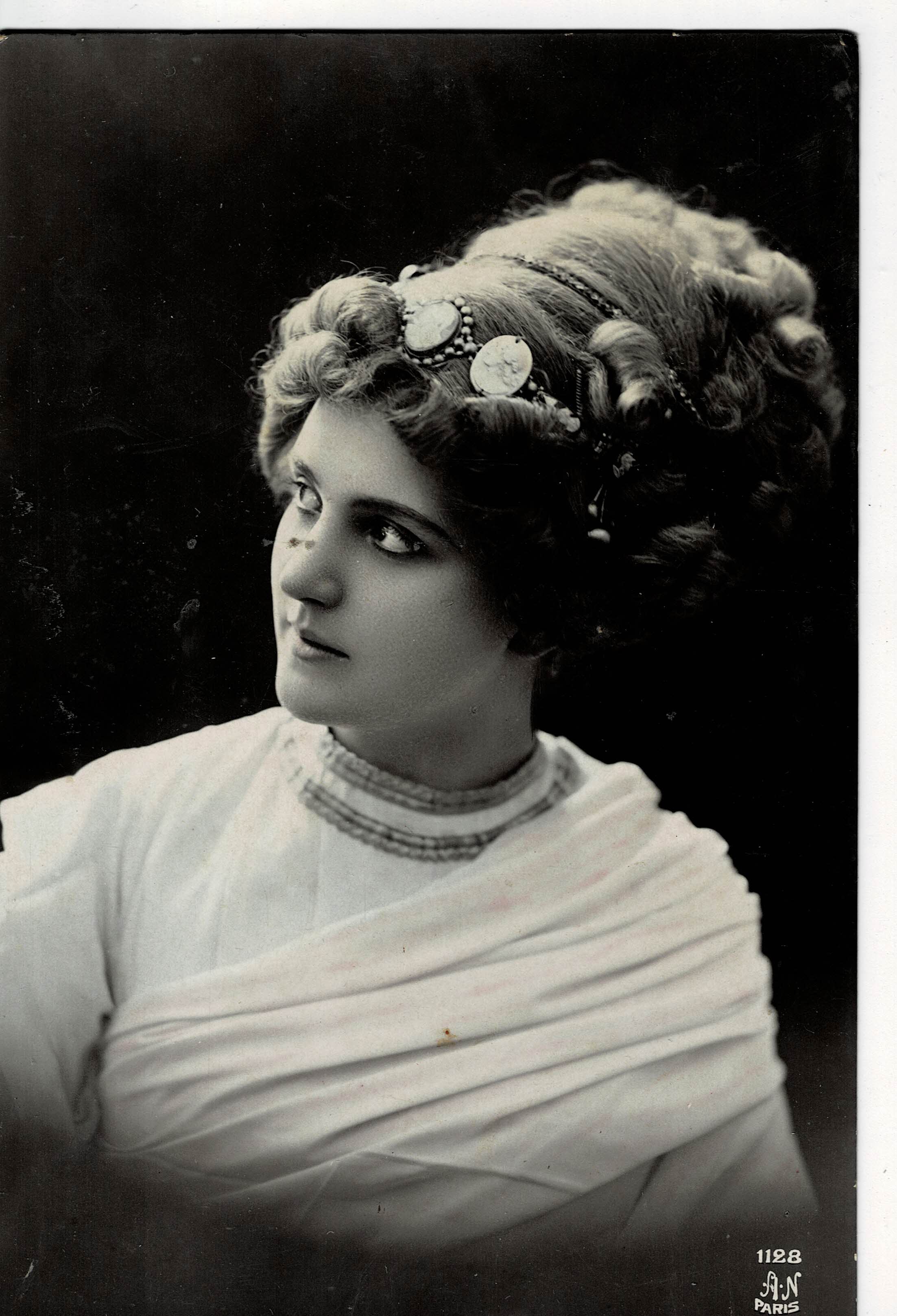 POSTAL ROMANTICA MUJER.