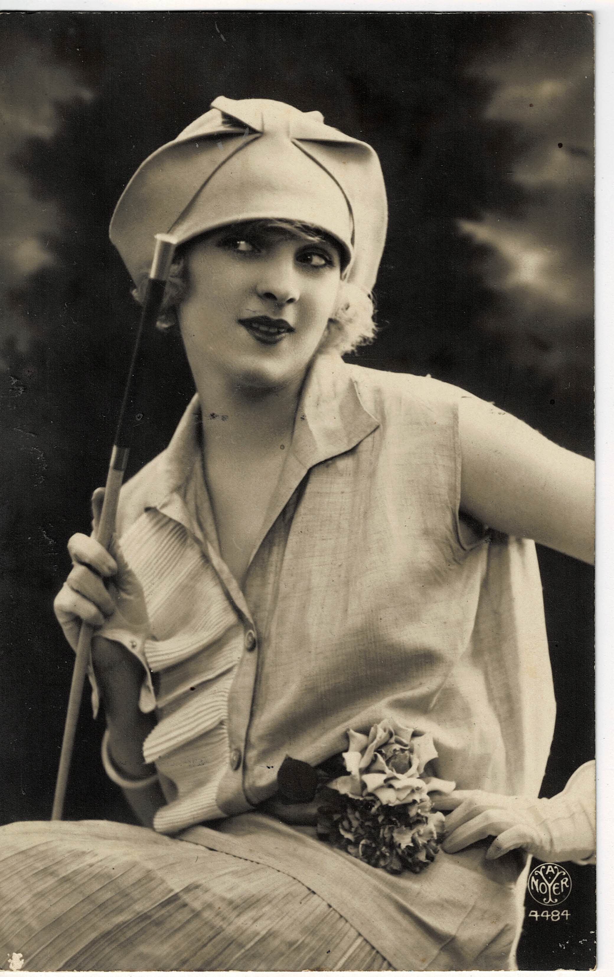 POSTAL ROMANTICA MUJER.