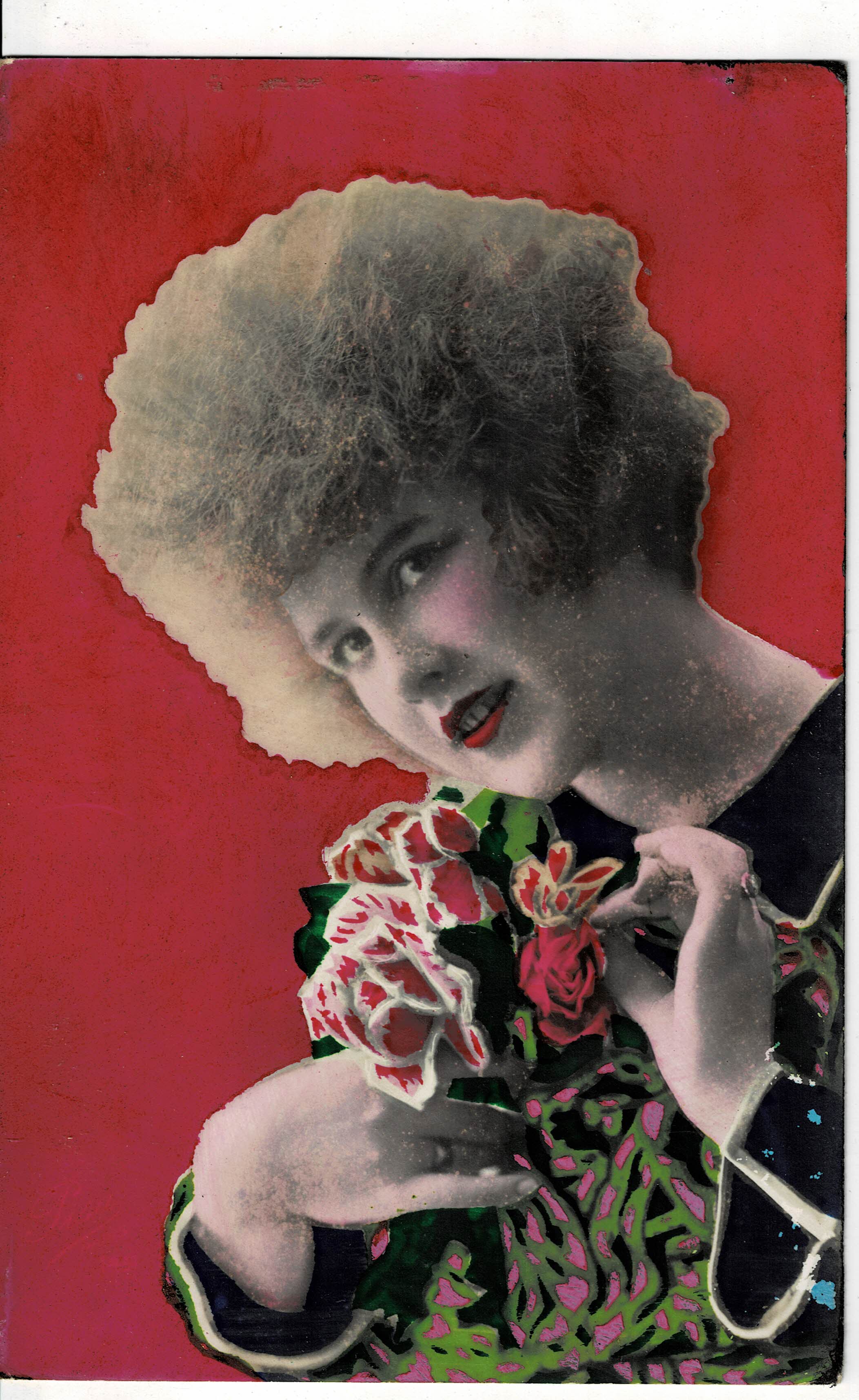 POSTAL ROMANTICA MUJER COLOR.