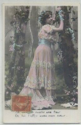POSTAL ROMANTICA. JE CUIELLIR UNE FLEUR….