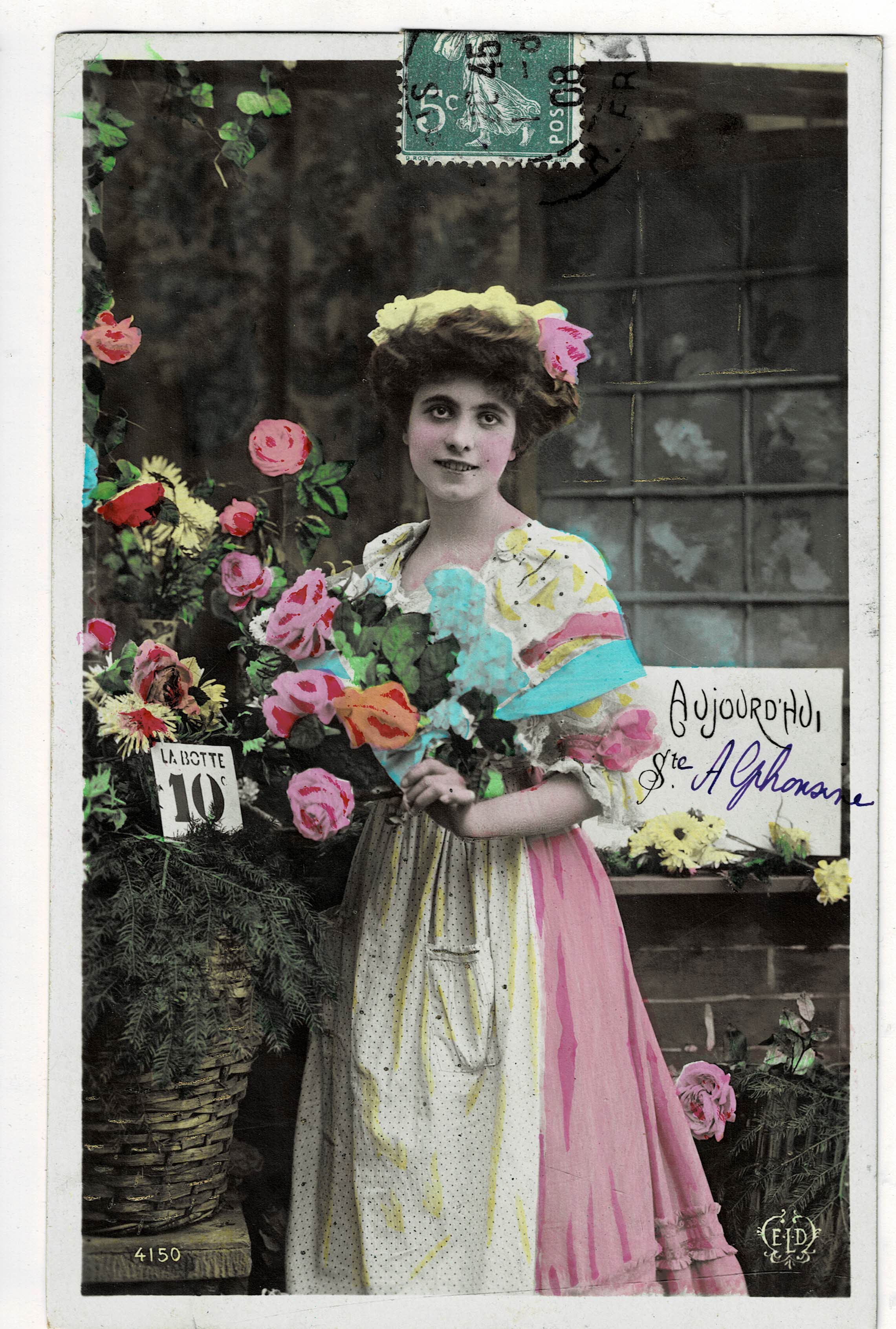POSTAL ROMANTICA MUJER CON FLORES.