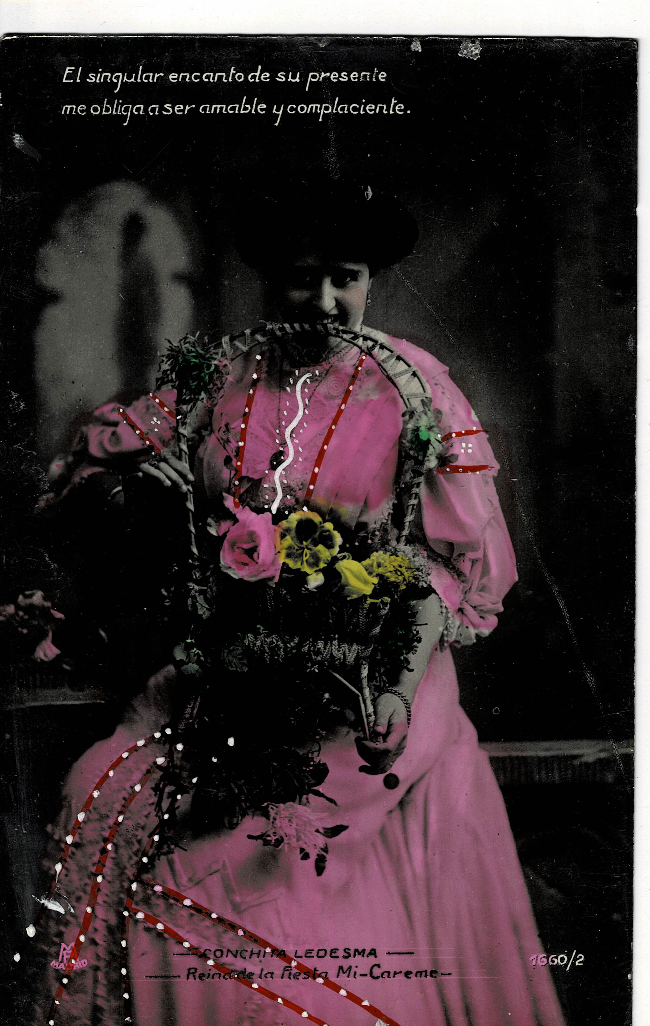 POSTAL ROMANTICA MUJER CON FLORES.