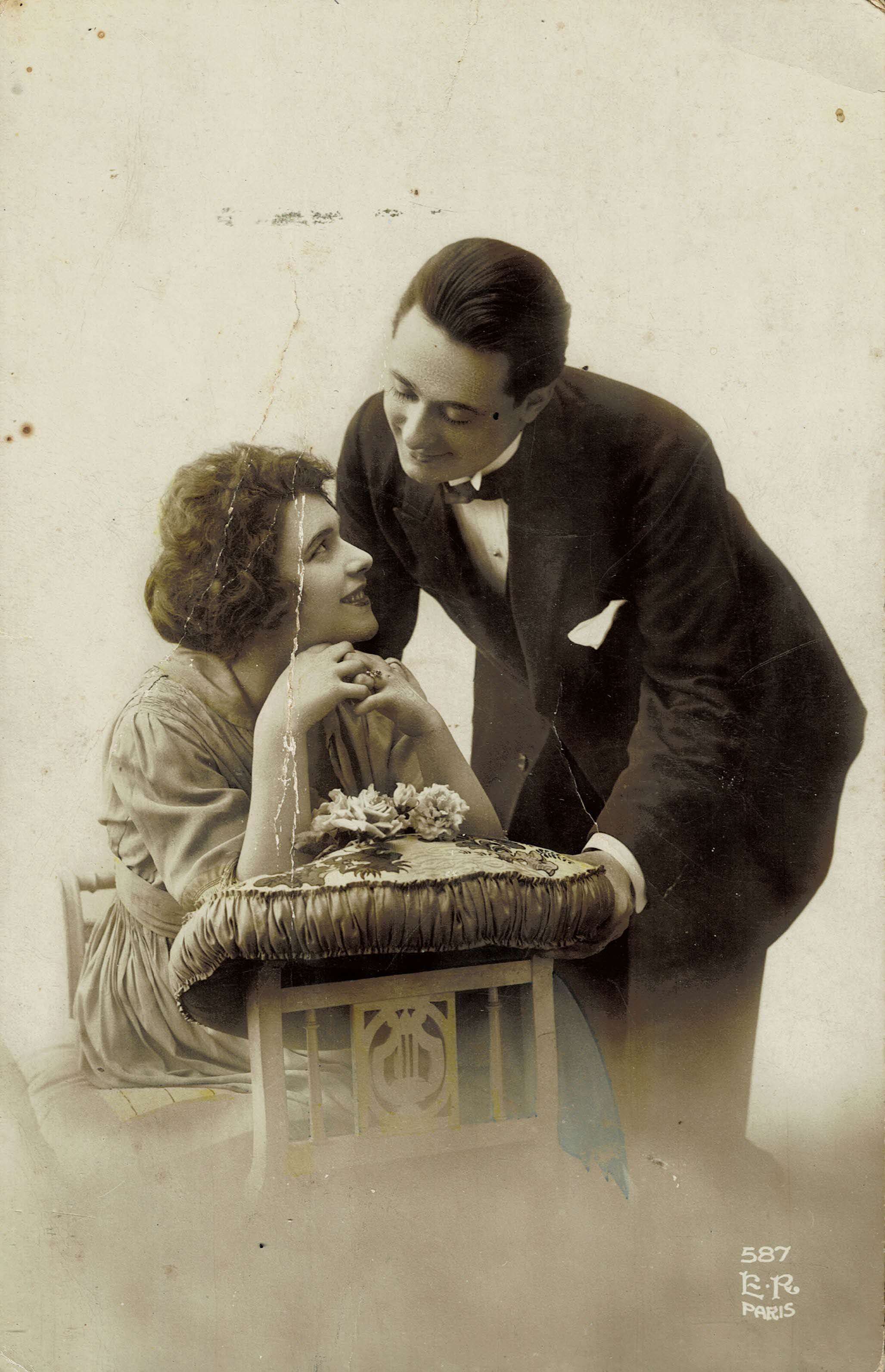 POSTAL ROMANTICA PAREJA.