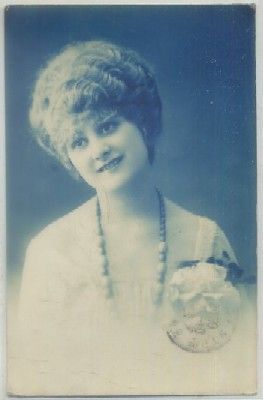 POSTAL ROMANTICA FRANCESA. SEÑORITA