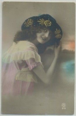 POSTAL ROMANTICA FRANCESA. SEÑORITA