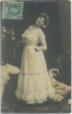 POSTAL ROMANTICA ANTIGUA. SEÑORITA