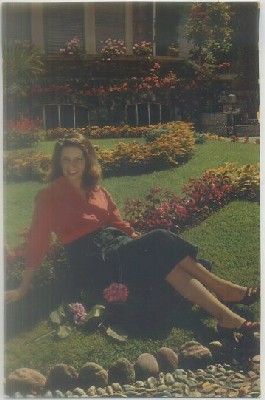 POSTAL ROMANTICA: SEÑORITA