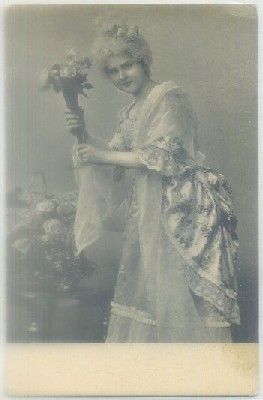 POSTAL ROMANTICA: SEÑORITA