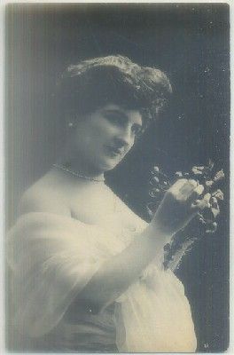 POSTAL ROMANTICA: SEÑORITA