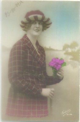 POSTAL ROMANTICA: SEÑORITA