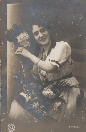 POSTAL ROMANTICA. SEÑORITA