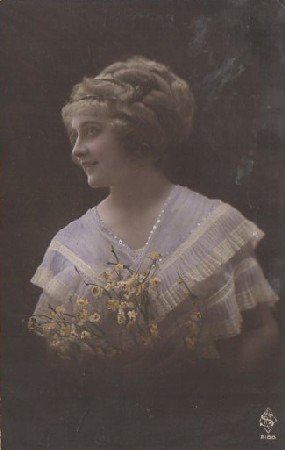 POSTAL ROMANTICA. SEÑORITA