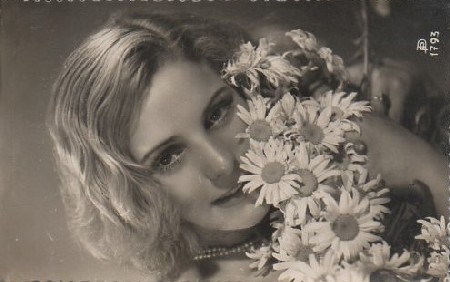 POSTAL ROMANTICA. SEÑORITA