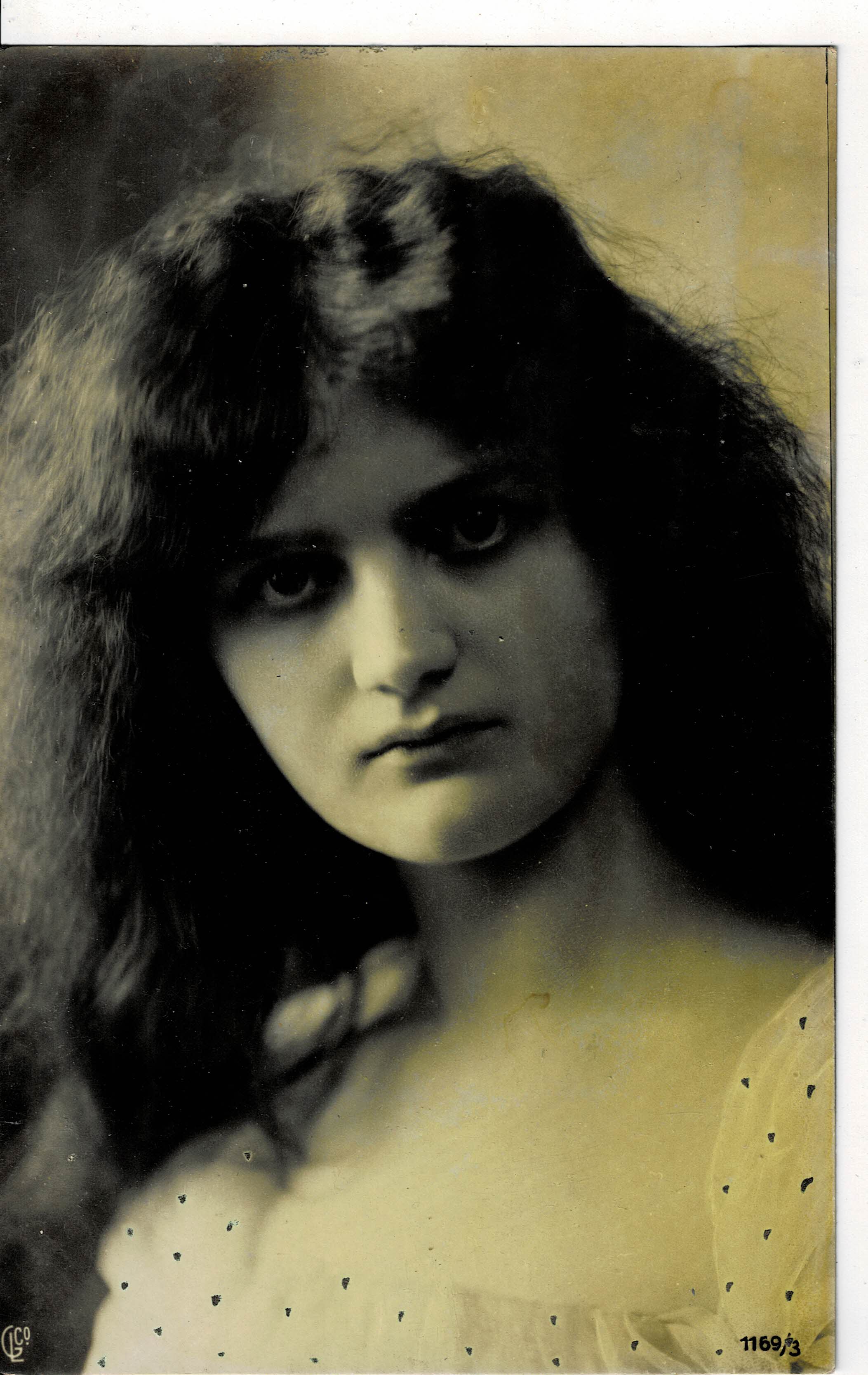 POSTAL ROMANTICA MUJER.