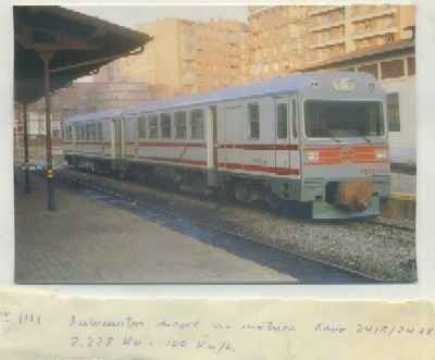 POSTAL DE TRENES. Nº 141. AUTOMOTOR DIESEL SERIE 2415/2478