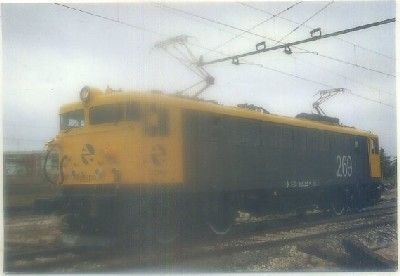 POSTAL DE TRENES. LOCOMOTORA ELECT. 269-216-8. MITSUBISHI. Nº 237