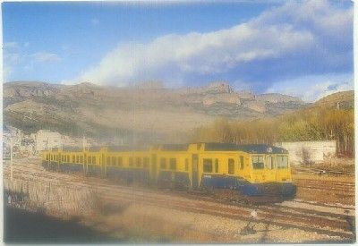 POSTAL DE TRENES. AUTOMOTOR SERIE 592. CONST. MACOSA EN 1982. Nº 108