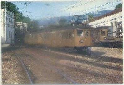 POSTAL DE TRENES. FERROCARRILS DE CATALUNYA. AUTOMOTOR SERIE 10 A 27. Nº 56