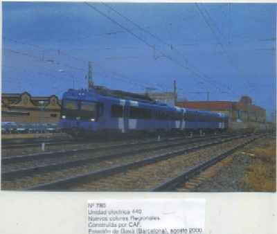 POSTAL DE TRENES Nº 780. UNIDAD ELECTRICA 440. CONST. POR CAF. ESTACION DE GAVA. BARCELONA