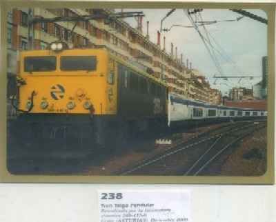 POSTAL DE TRENES Nº 238. TREN TALGO PENDULAR. LOC. ELECTRICA 269-415-6. GIJON AÑO 2000