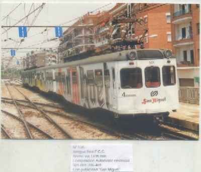 POSTAL DE TRENES Nº 538. ANTIGUA RED F.C.C. AUTOMOTOR ELEC. 501-801. PUBLICIDAD SAN MIGUEL